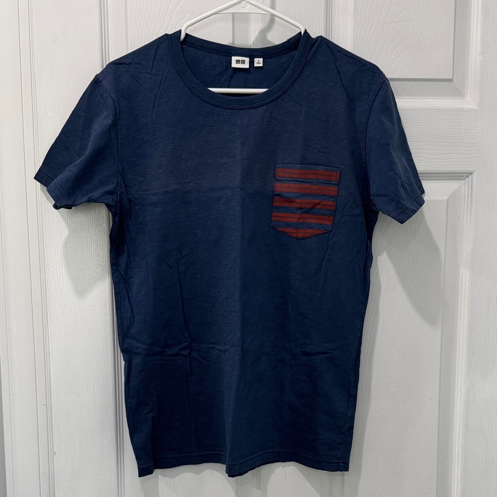 Uniqlo Dark Blue Tee with Red Striped Pocket